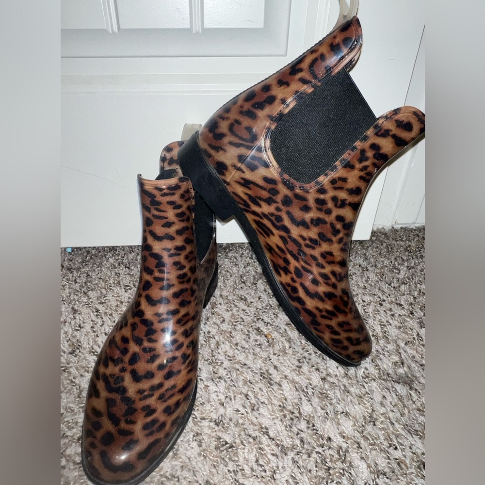 Leopard print rain boots